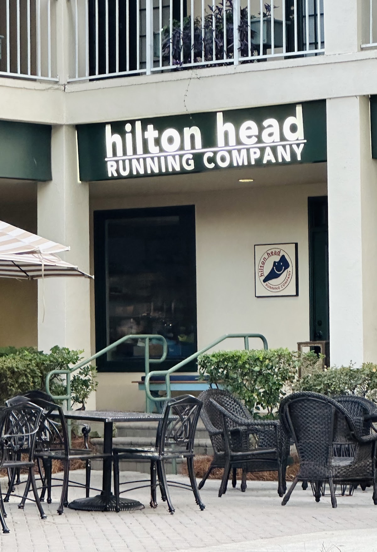 【o】 Hilton Head Shopping Guide | Shops, Boutiques & Local Stores